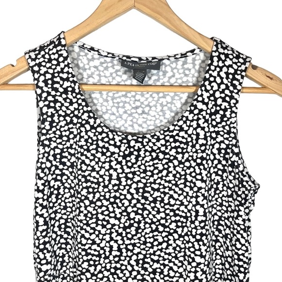 A Pea in the Pod Maternity Black & White Abstract Print Tank Size Small - Picture 3 of 5